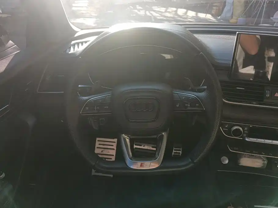 Audi Q5L — миниатюра 15