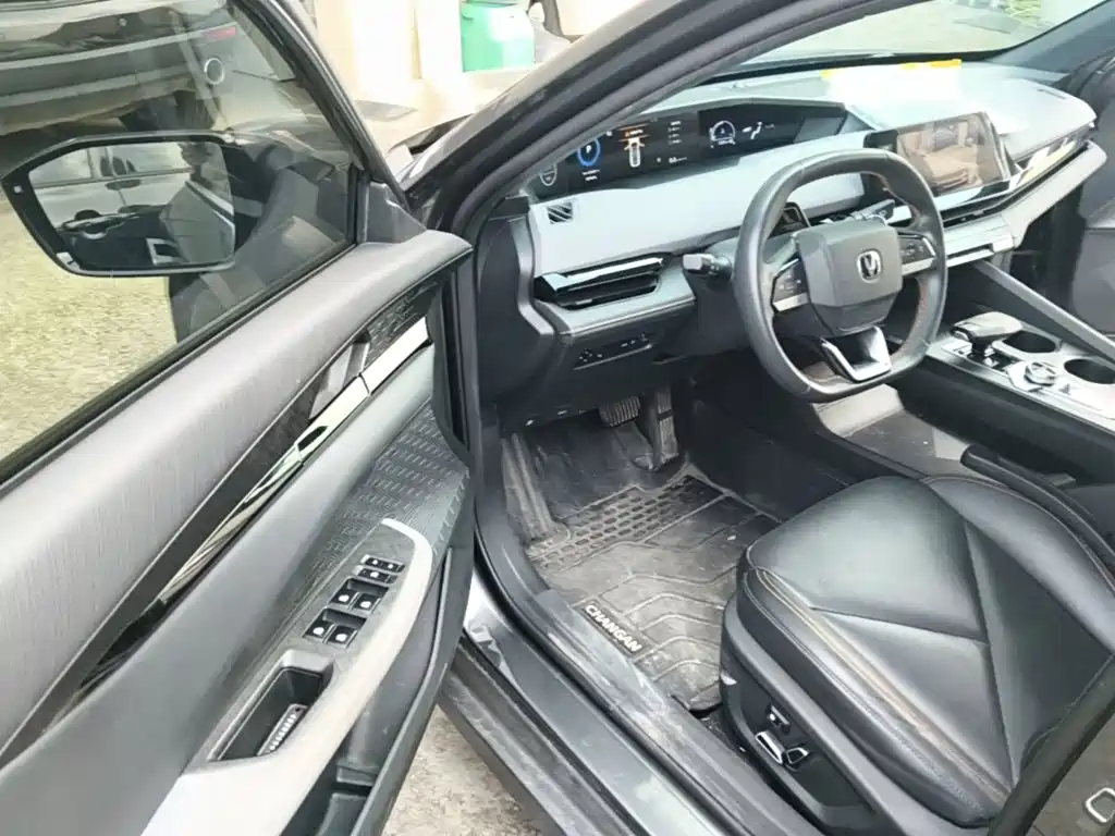 Changan UNI-V — миниатюра 21