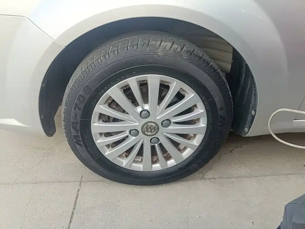 Buick Excelle — миниатюра 23