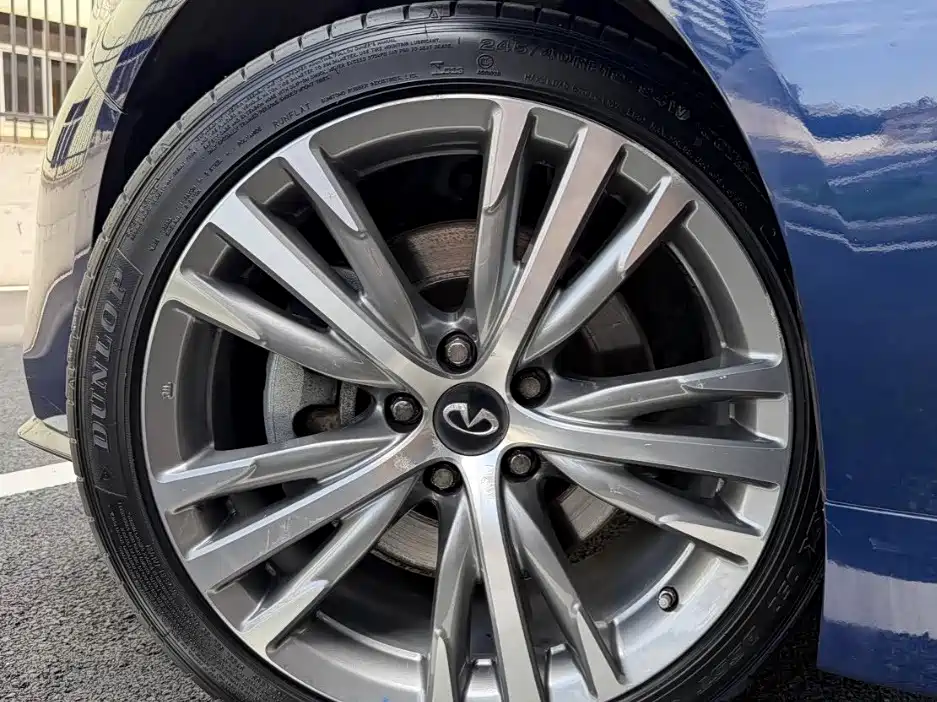 Infiniti Q50L — миниатюра 15