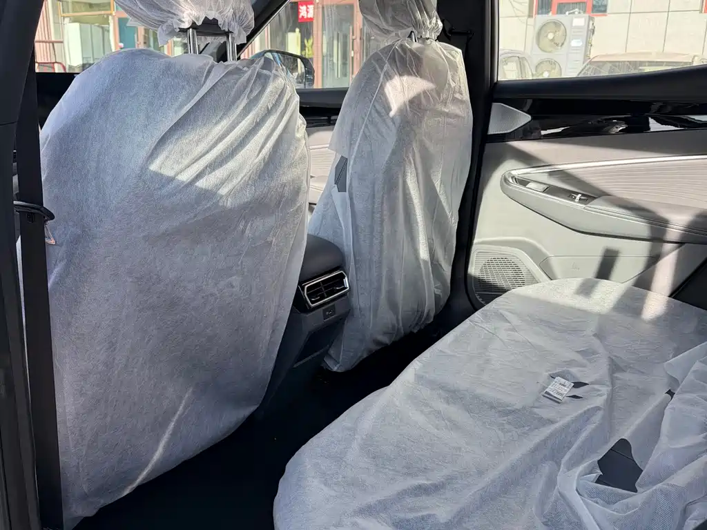 GEELY AUTOMOBILE BOYUE