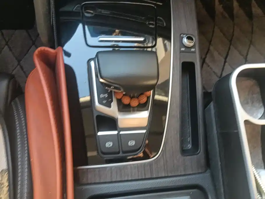 Audi Q5L — миниатюра 16
