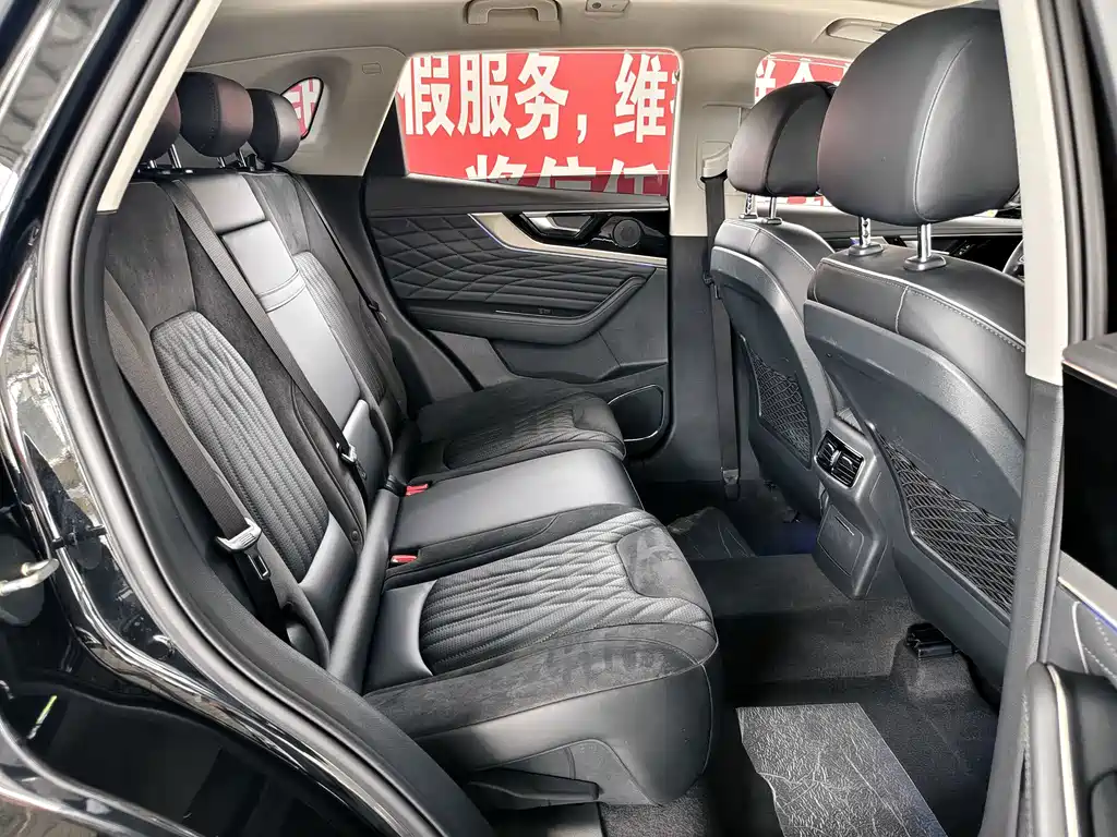 Hongqi Hongqi HS5 — миниатюра 9