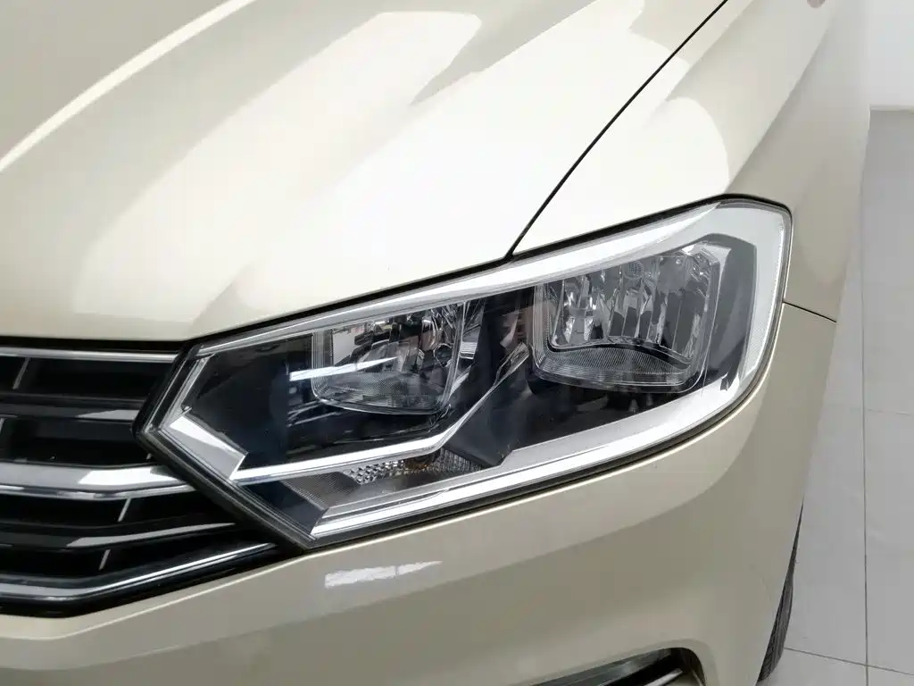Volkswagen Bora — миниатюра 7
