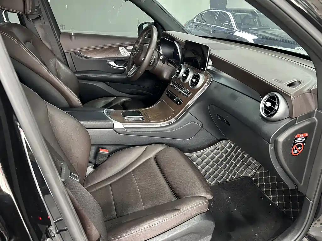 Mercedes-Benz GLC — миниатюра 9