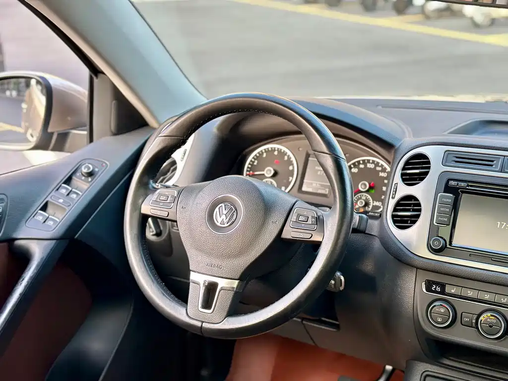 Volkswagen Tiguan — миниатюра 19