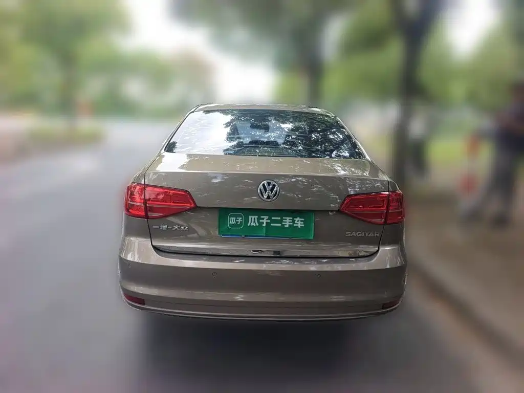 Volkswagen Sagitar — миниатюра 4