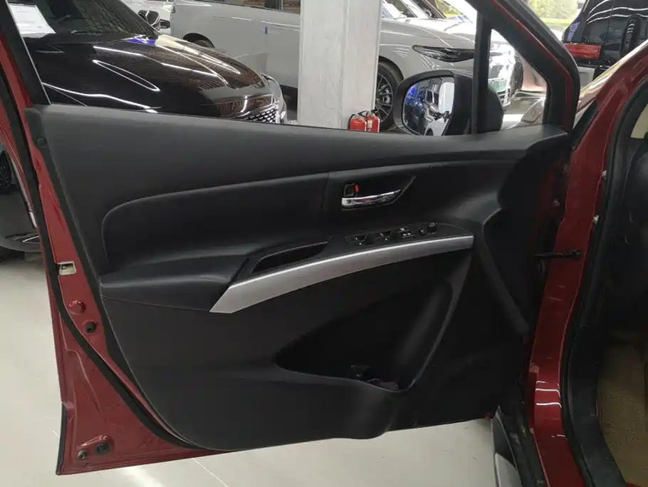 Suzuki S-Cross — миниатюра 7