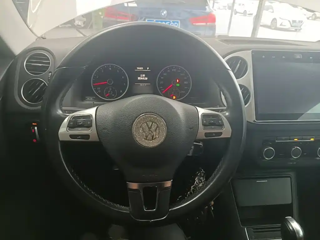 Volkswagen Tiguan — миниатюра 11