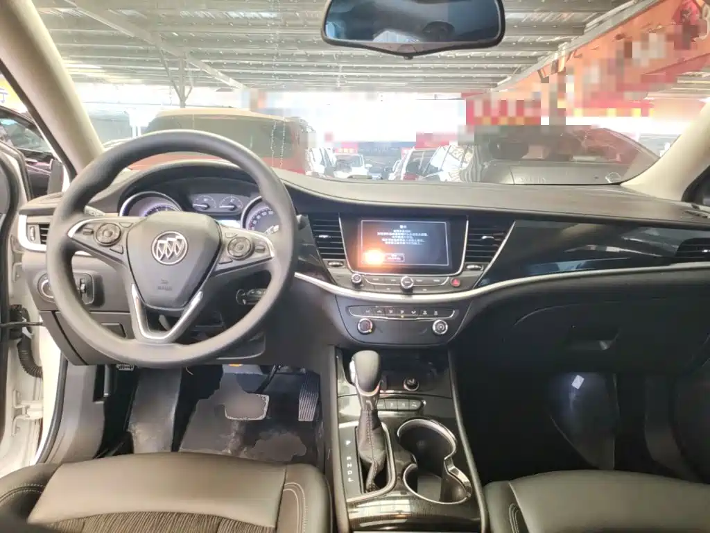 Buick Verano — миниатюра 10