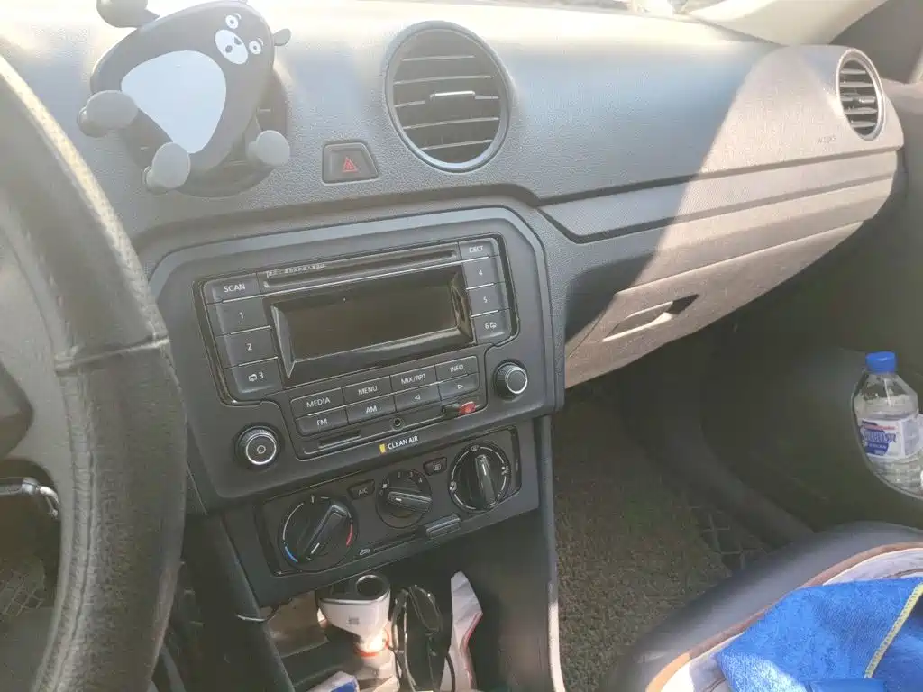 Volkswagen Jetta — миниатюра 16
