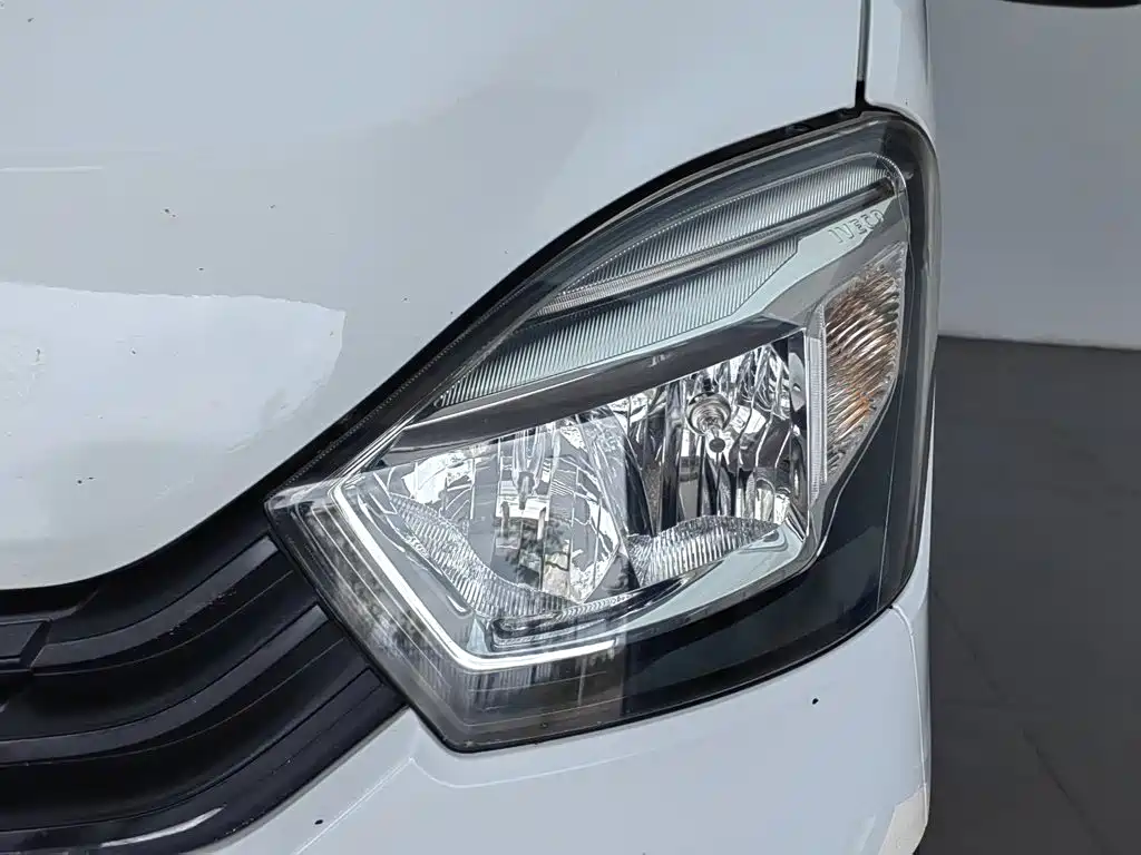 IVECO Ousheng — миниатюра 7