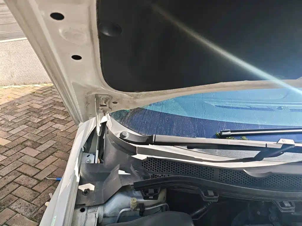Buick Verano — миниатюра 21