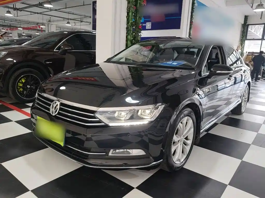 Volkswagen Magotan — миниатюра 2