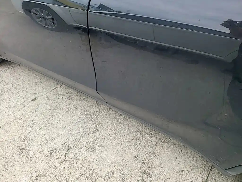 Tesla Model Y — миниатюра 22