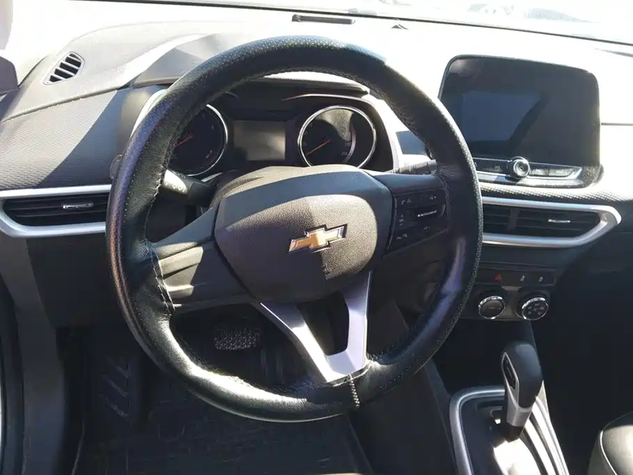 Chevrolet Trax — миниатюра 15