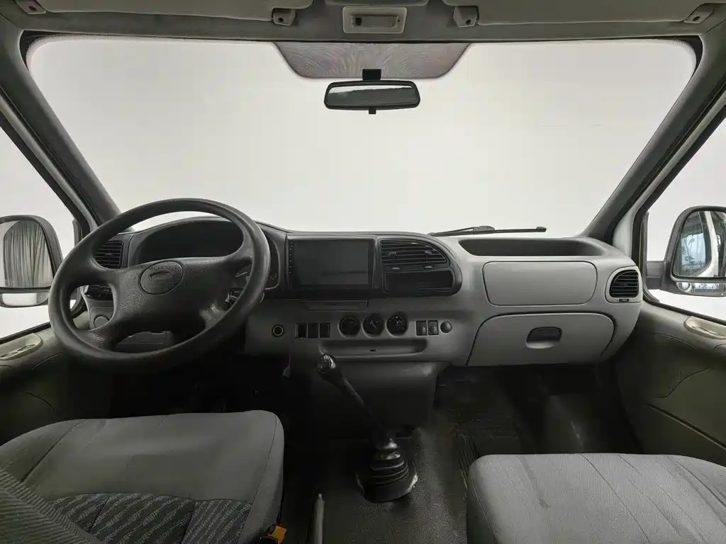 Ford Transit Classic — миниатюра 5