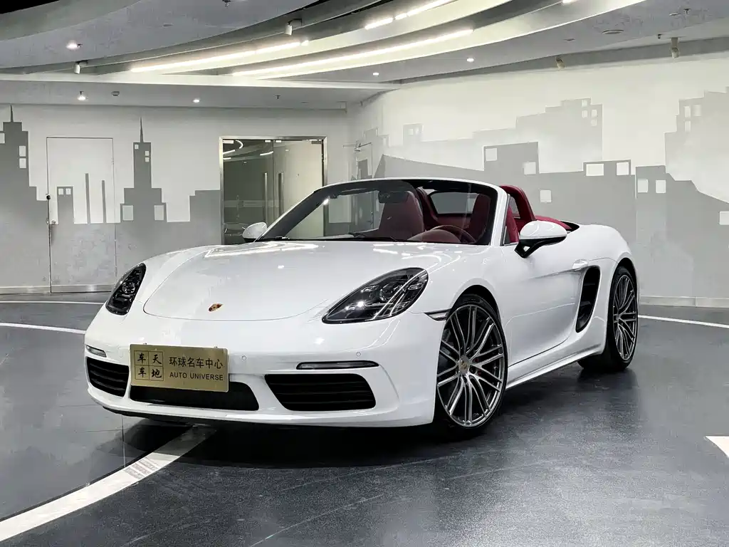PORSCHE 718