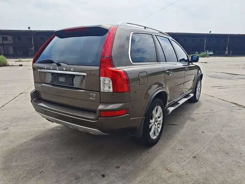 Volvo XC90 — миниатюра 4