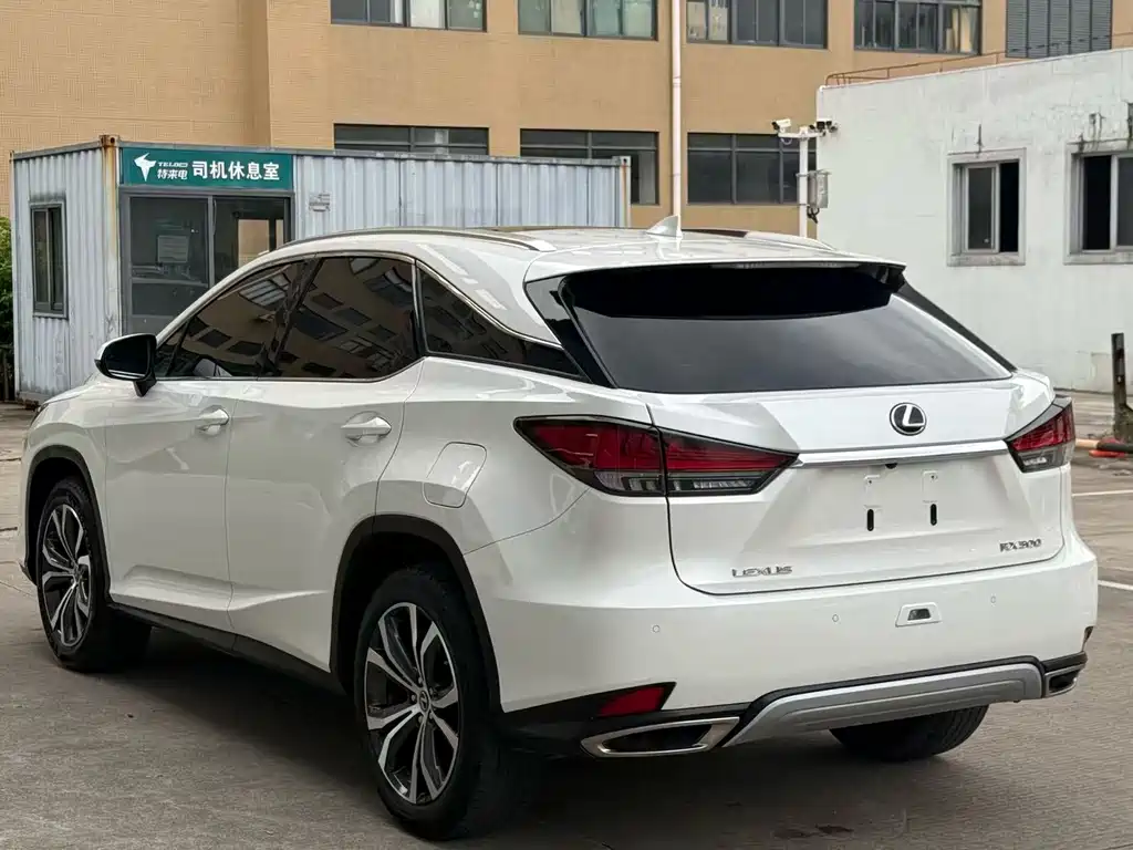 Lexus RX — миниатюра 8