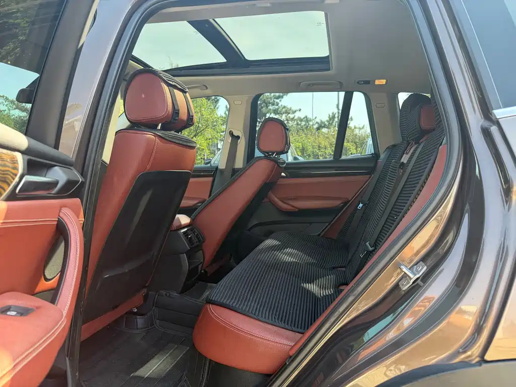BMW X3 (Import) — миниатюра 5