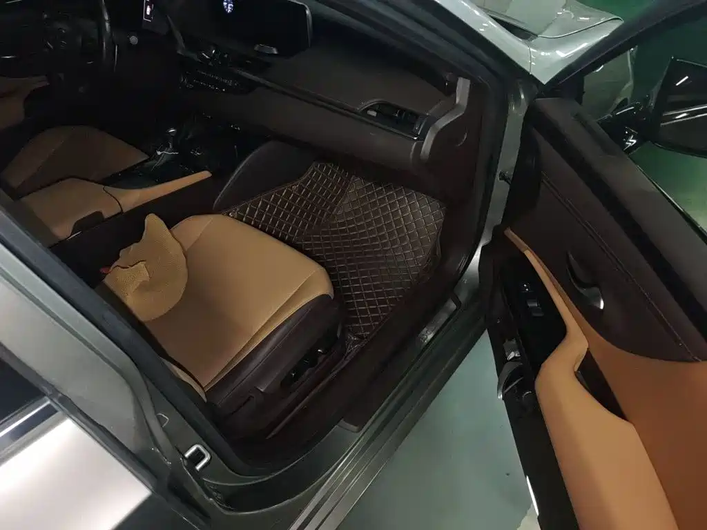 Lexus ES — миниатюра 18