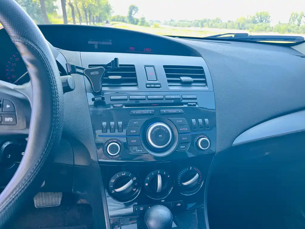 Mazda 3 Xingcheng — миниатюра 14