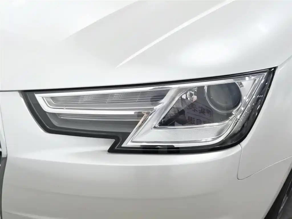 Audi A4L 2017 Plus 40 TFSI
