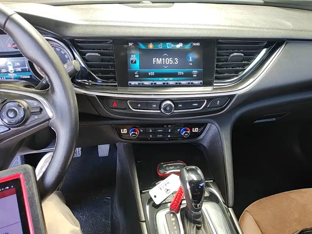 Buick Regal — миниатюра 13