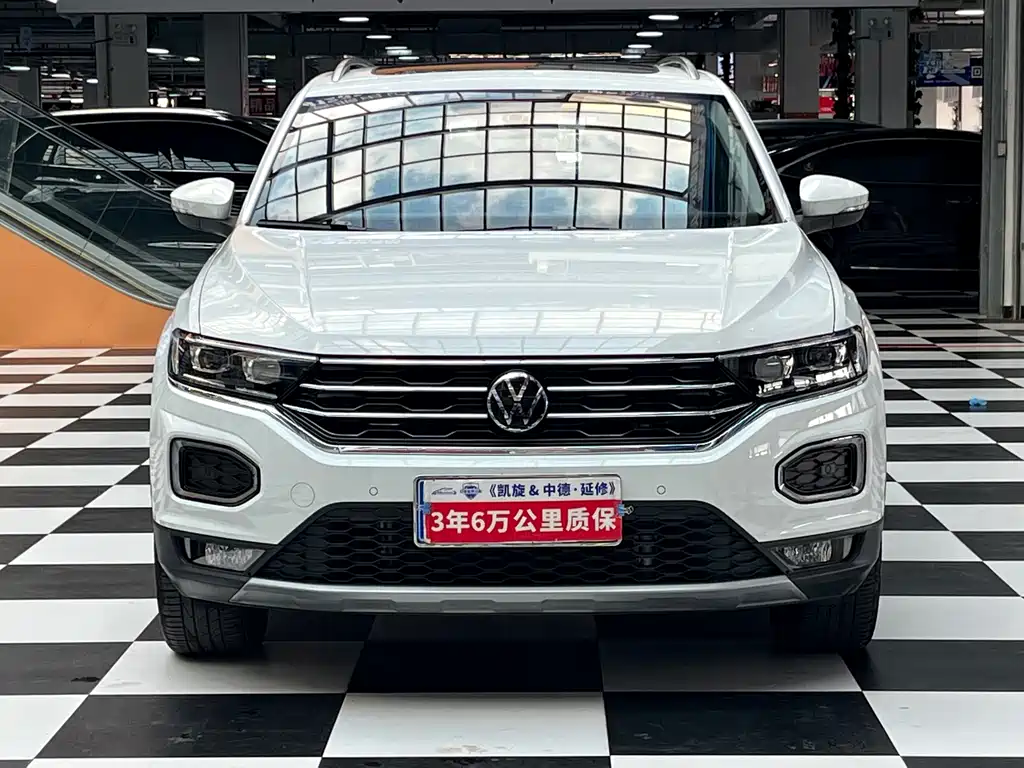 Volkswagen T-Roc — миниатюра 2