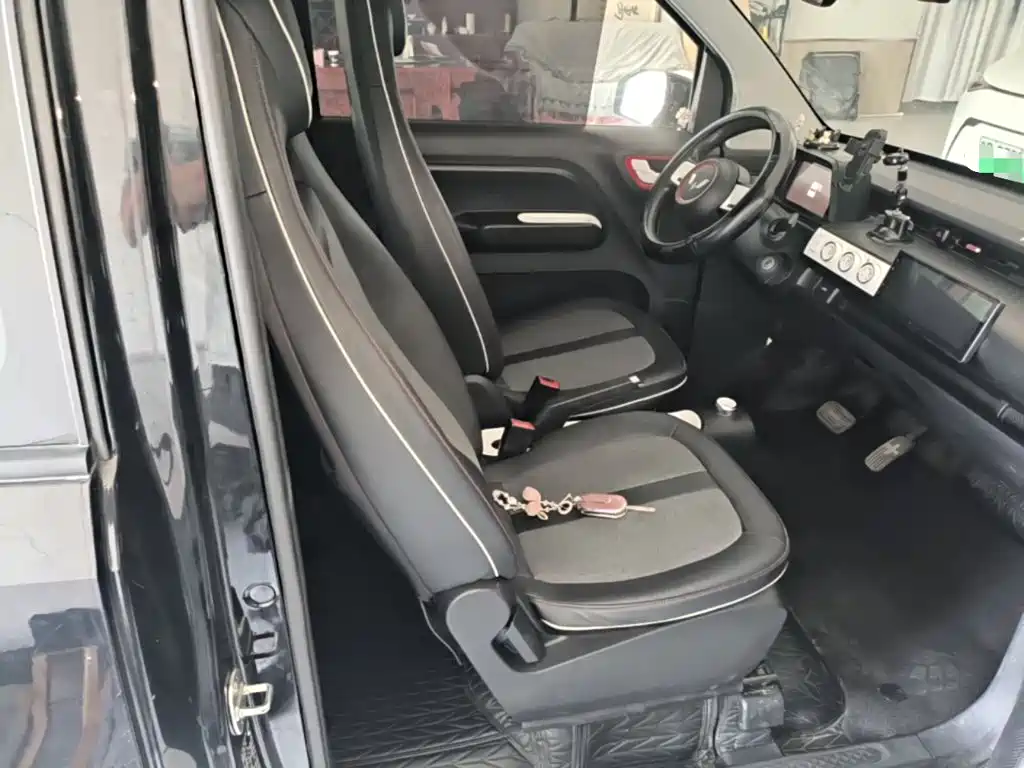 Wuling MINIEV — миниатюра 25