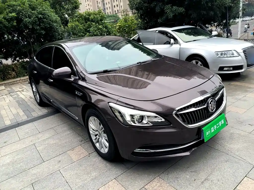 Buick LaCrosse — миниатюра 4