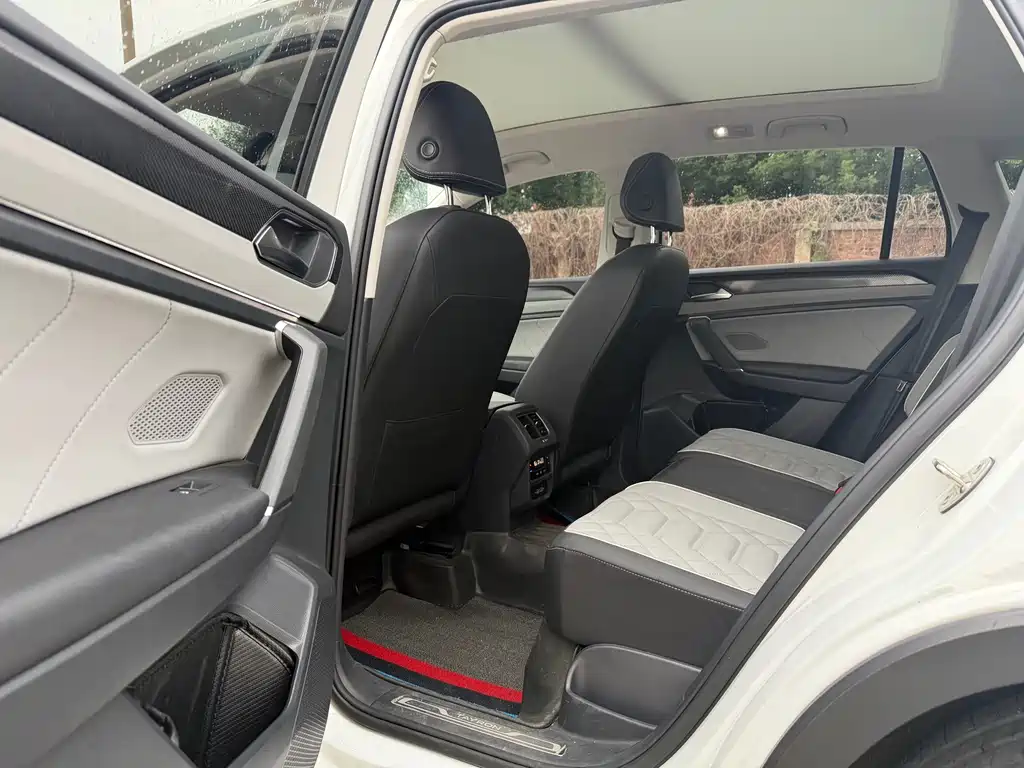 Volkswagen Tayron 2023 280TSI Luxury Plus