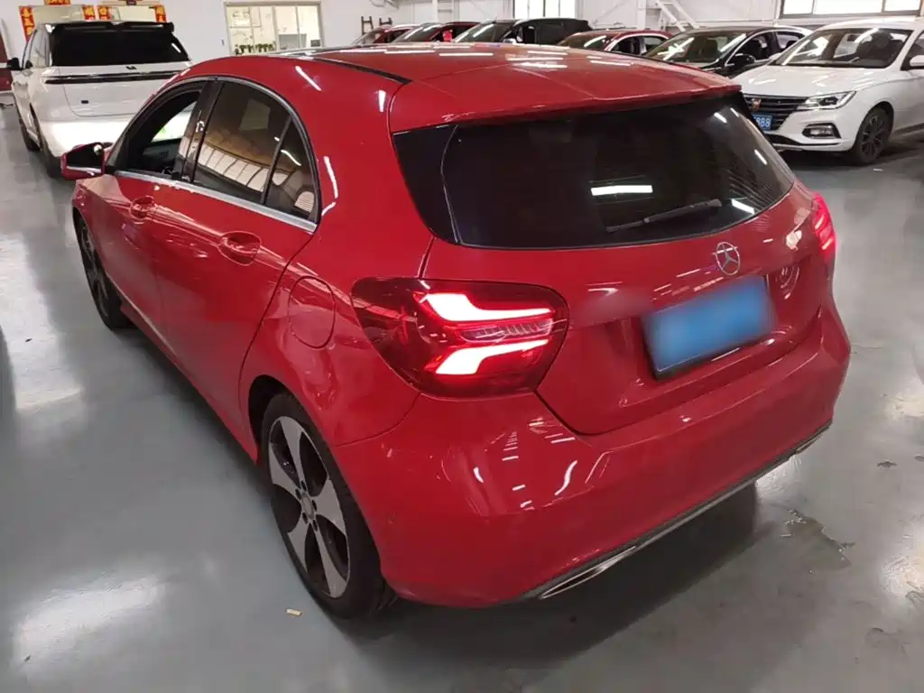 Mercedes-Benz A-Class (Import) — миниатюра 5