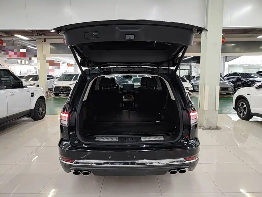 Lincoln Aviator — миниатюра 19