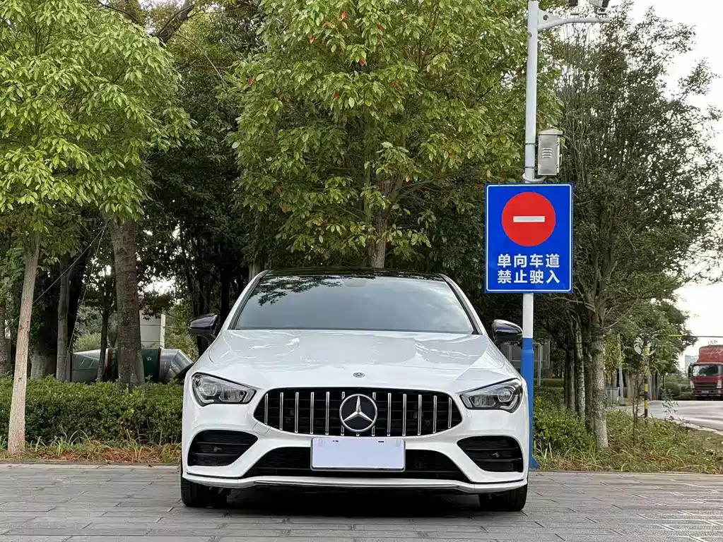 Mercedes-Benz CLA (Import) — миниатюра 2