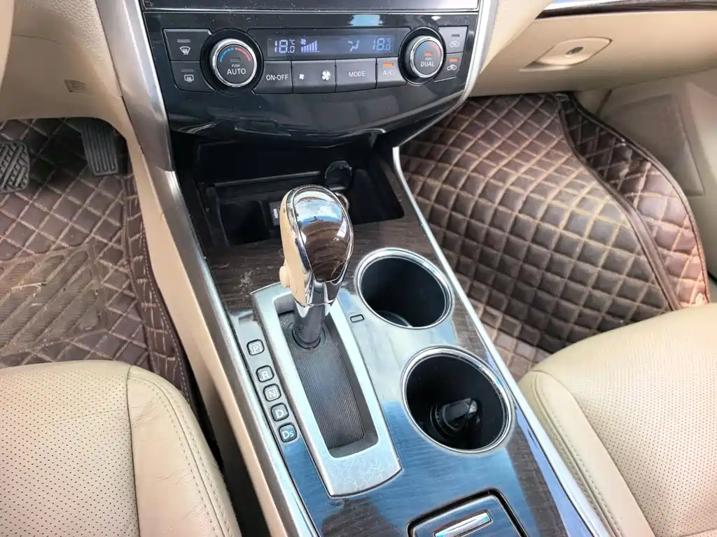 Nissan Teana — миниатюра 14