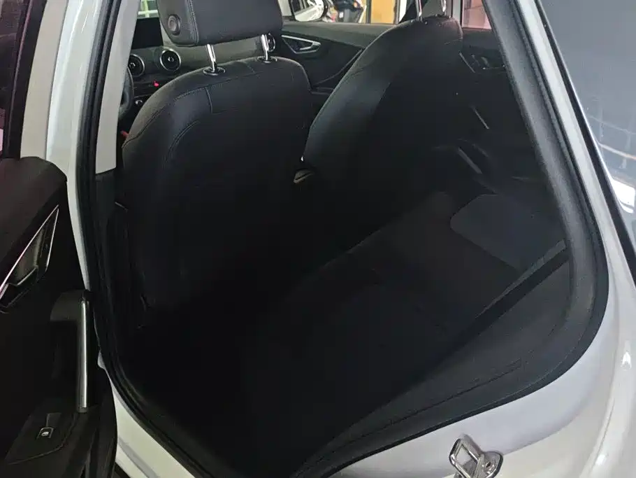 Audi Q2L — миниатюра 11