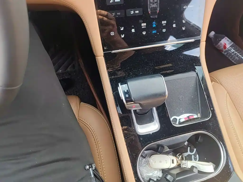 Li Auto Li ONE — миниатюра 19