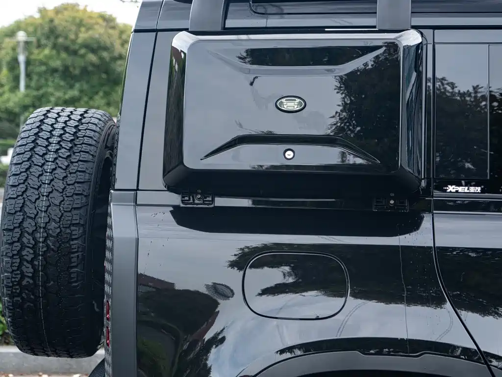 Land Rover Land Rover Defender 2021 110 P400