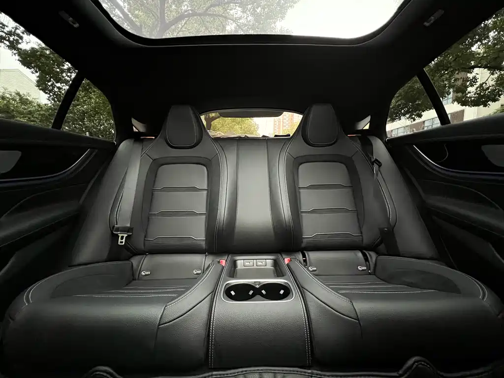 MERCEDES-BENZ AMG GT