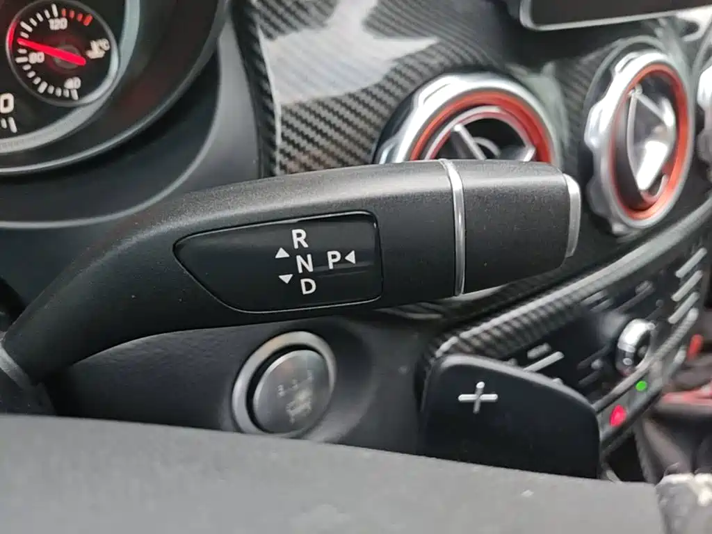Mercedes-Benz GLA — миниатюра 14