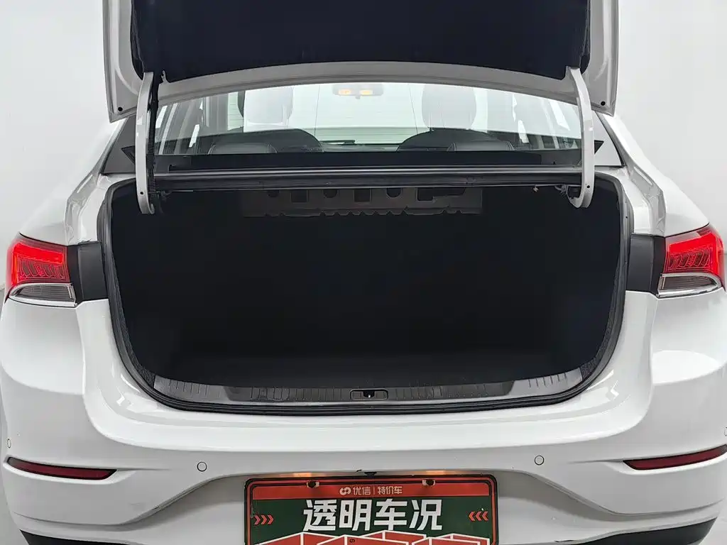 Buick Excelle — миниатюра 16