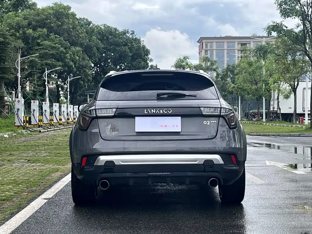 Lynk & Co 02 2018 2.0T DCT Pro V