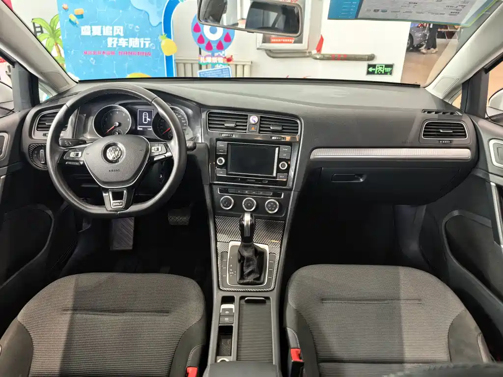 Volkswagen Golf — миниатюра 7
