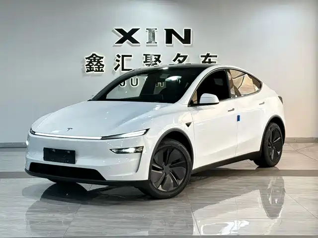 TESLA MODEL Y 2026