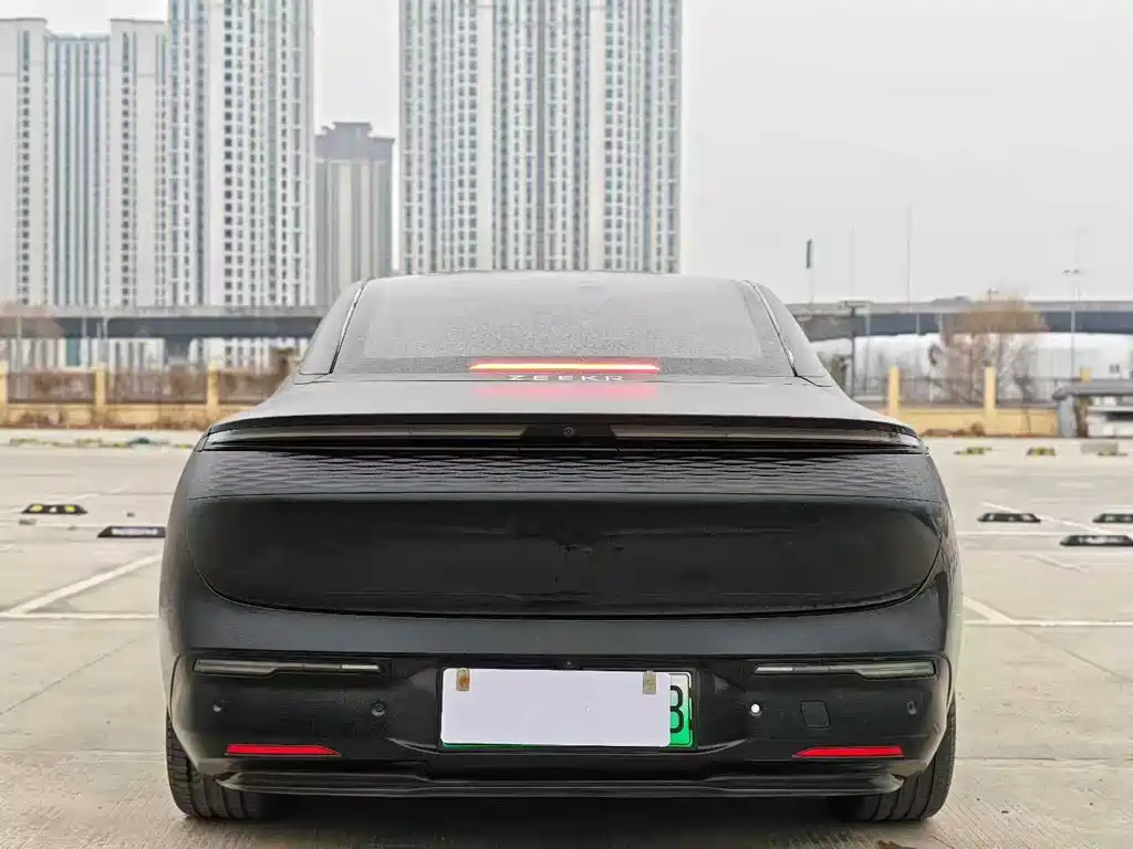 ZEEKR EXTREME KRYPTON 007