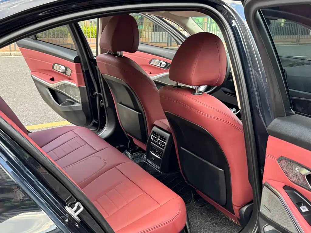 BMW 3 Series — миниатюра 10