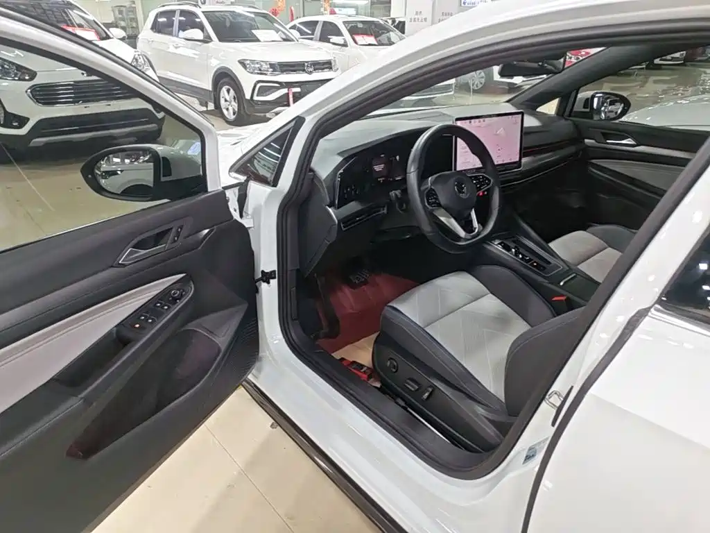 Volkswagen Golf — миниатюра 16
