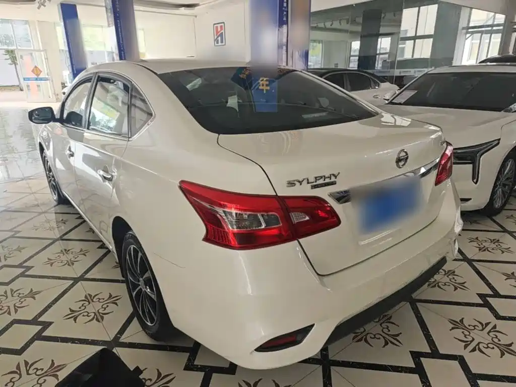 Nissan Sylphy — миниатюра 5